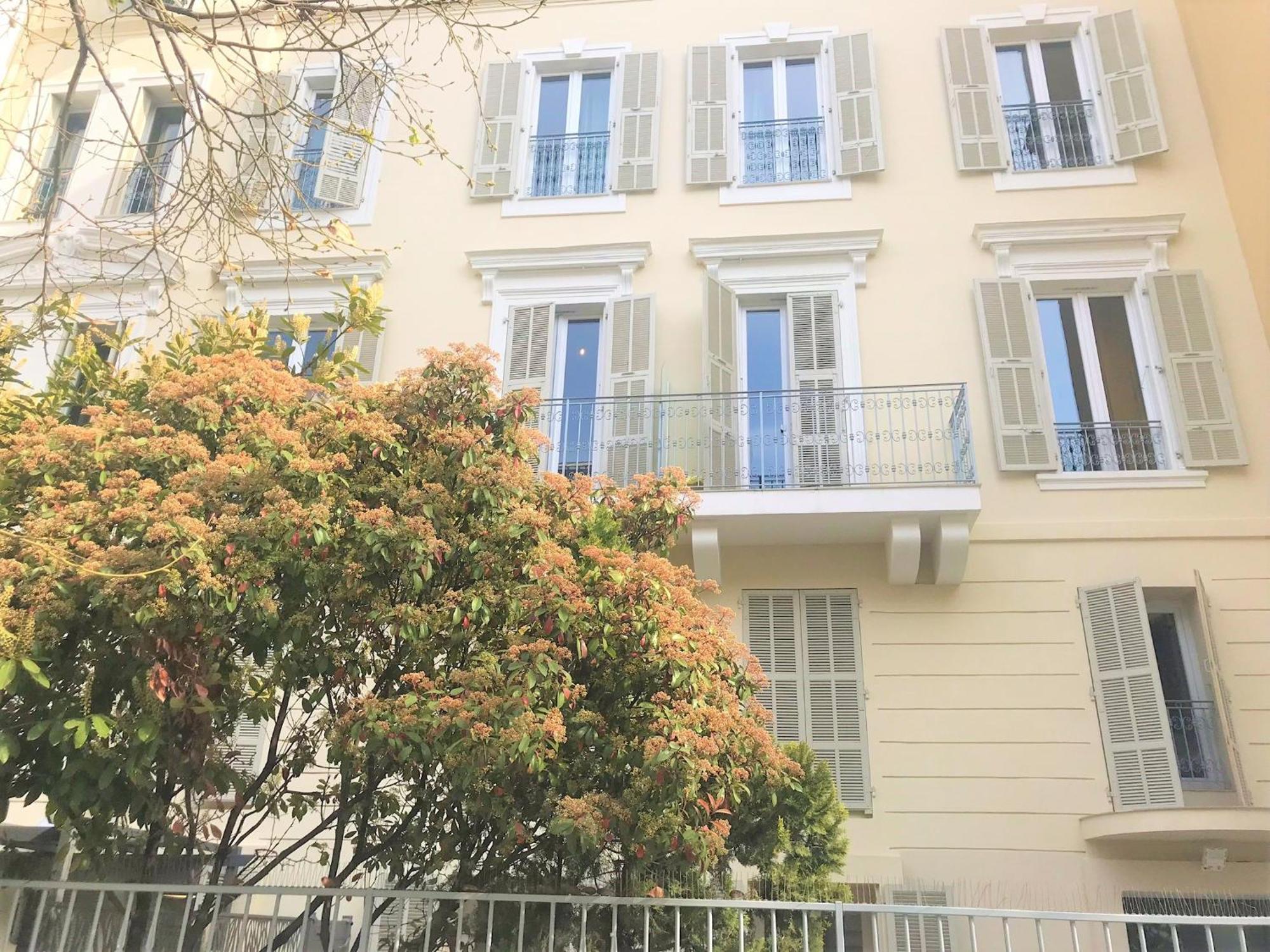 Le Studio Terrasse Proche Mer 104 Nice Luaran gambar